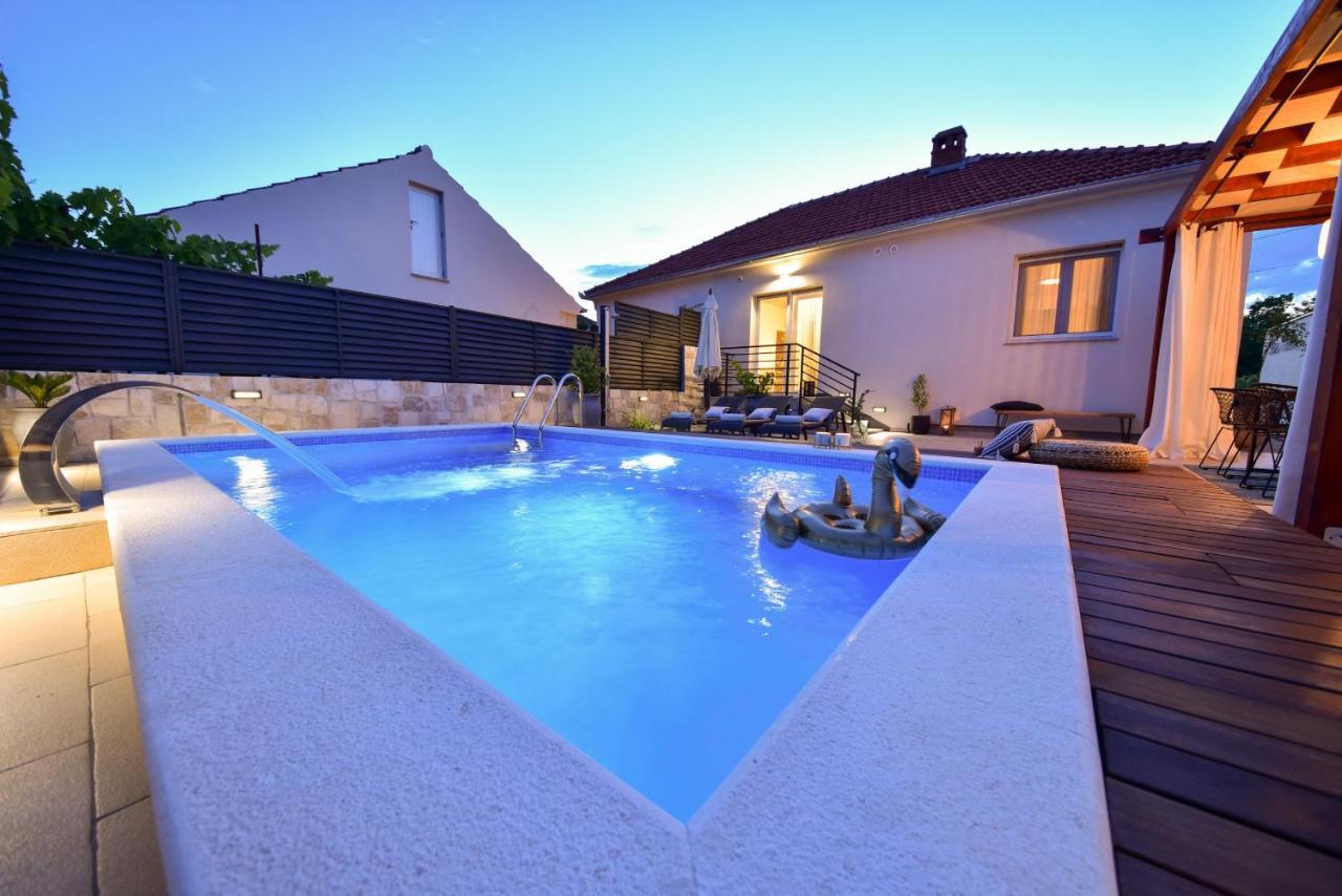 Villa Teuta Zadarvillas מראה חיצוני תמונה