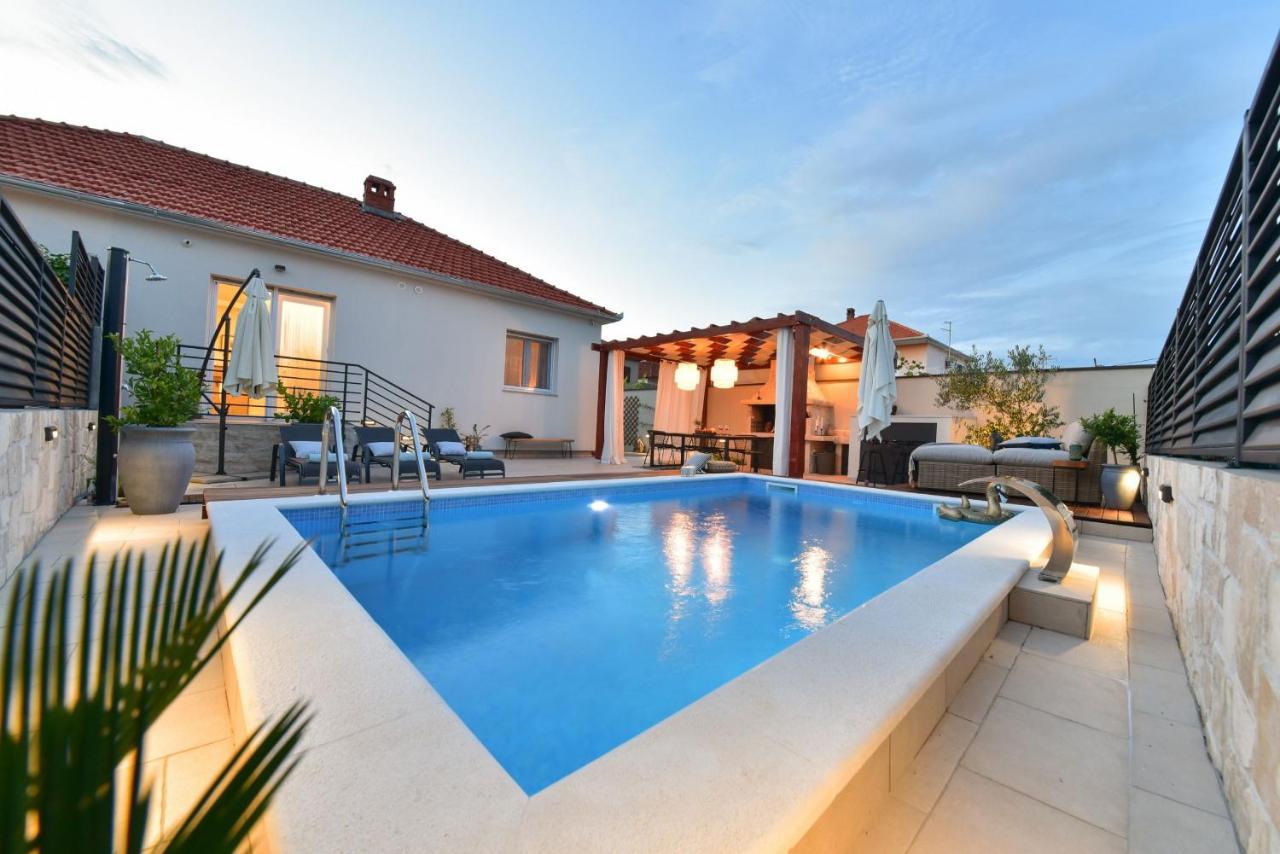 Villa Teuta Zadarvillas מראה חיצוני תמונה